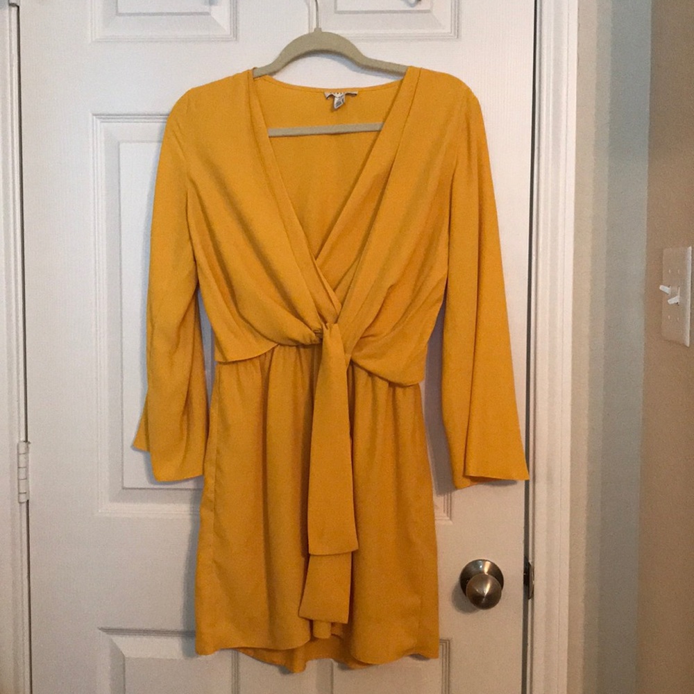 Yellow dress